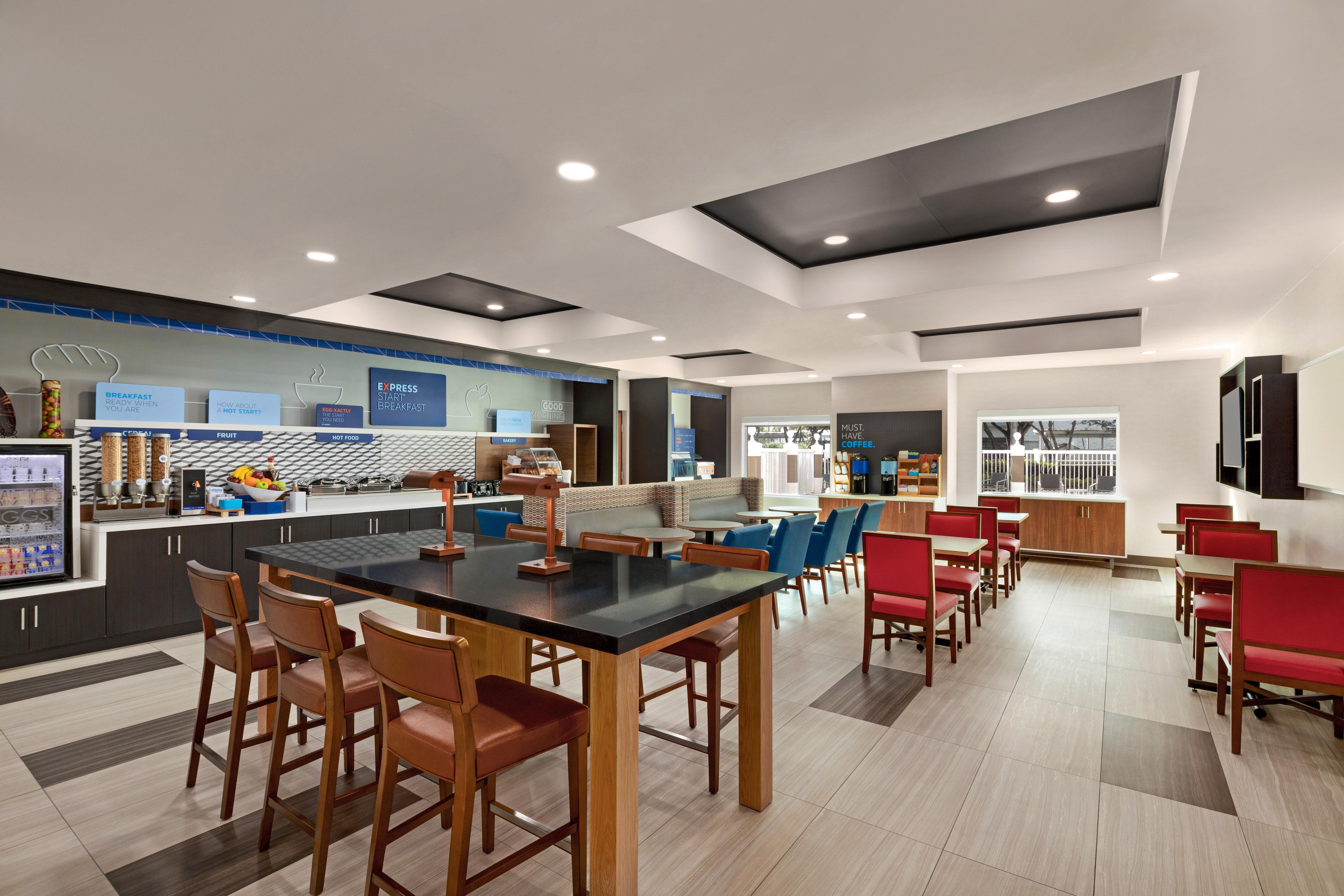 Holiday Inn Express & Suites Pembroke Pines-Sheridan St By Ihg Exterior foto